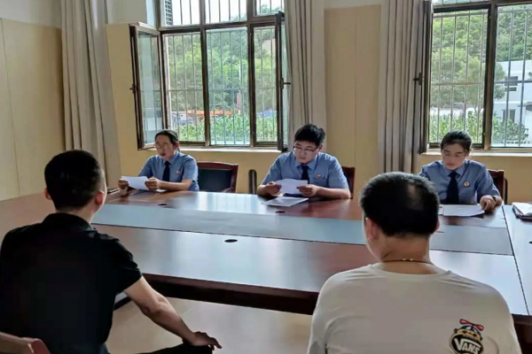 滦平县人民检察院对二名犯罪嫌疑人宣告不起诉决定